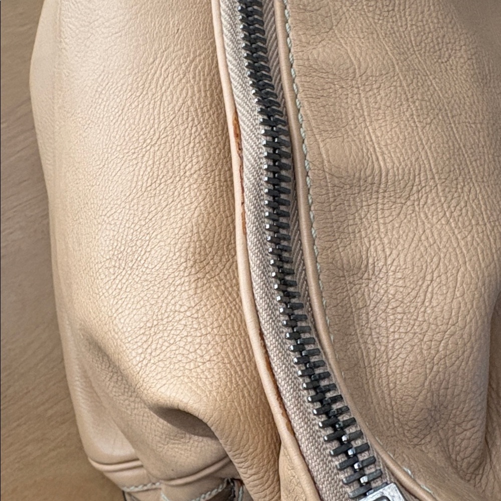 Marc Jacobs Blake Multi Pocket Hobo - Picture 7 of 14